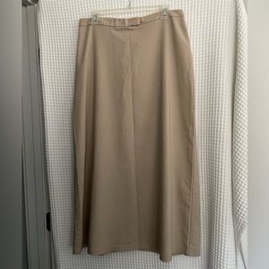 CLEVELAND STREET Tan skirt. Size 16.